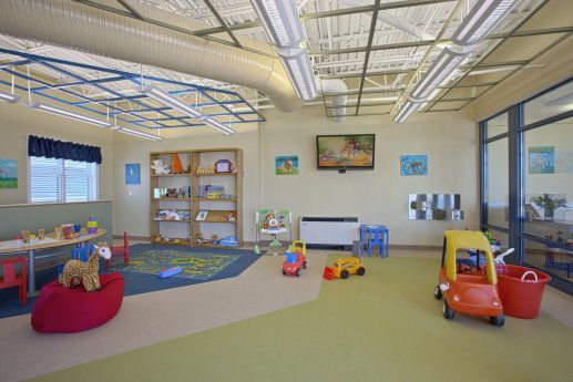 interior-image-of-dr-bobs-place-pediatric-hospice-r111055-517x345.jpg